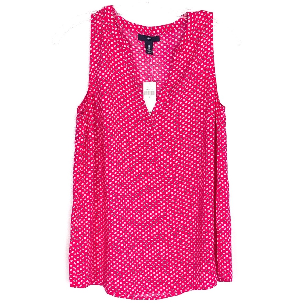 Gap sleeveless shirt